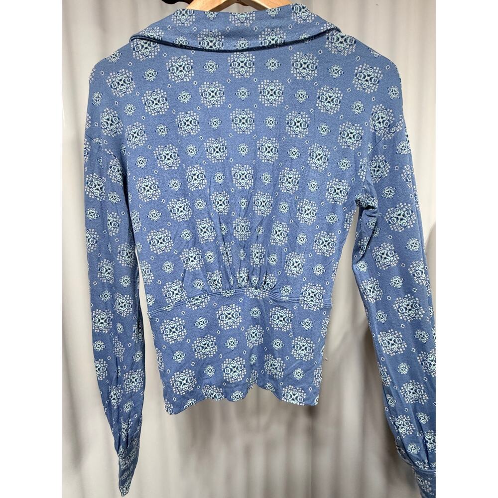 Free People Blue Patterned Ruched Front Long Sleeve Collar Top Small Boho Y2K - Picture 2 of 10